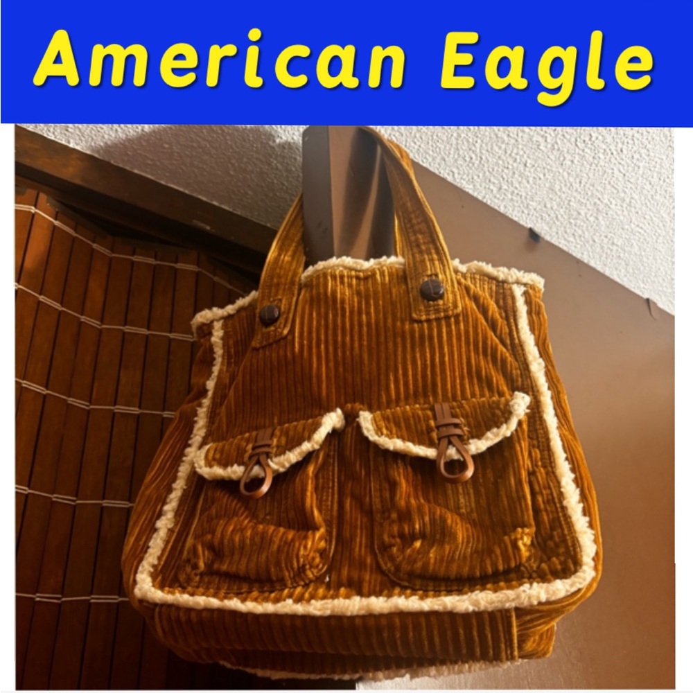 American Eagle Corduroy Shoulder Bag Missing 2 Buttons but has Magnetic Closure - Picture 1 of 8